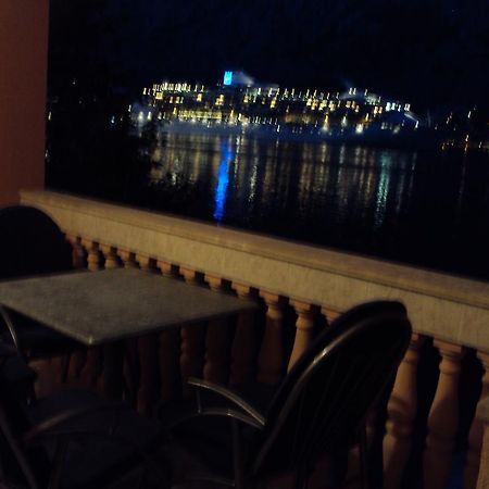 Apartments M&T Котор Экстерьер фото